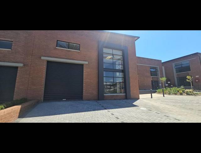 BUSINESS PROPERTY TO RENT IN HALFWAY HOUSE